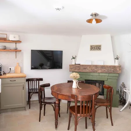 Egercottages - Csillag Apartman