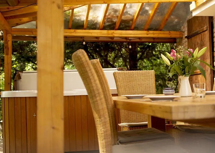 Gasthuis Chillinn Csillag Eger